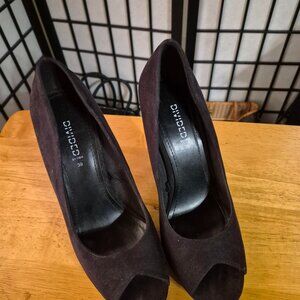 Chinese Laundry Women's Black Courts